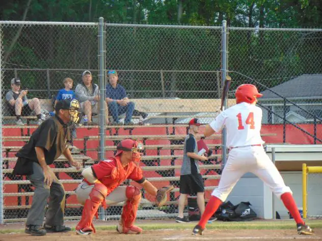 Geneva Red Wings against the Adirondack Trailblazers