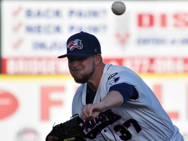 Somerset Patriots pitcher Rick Teasley