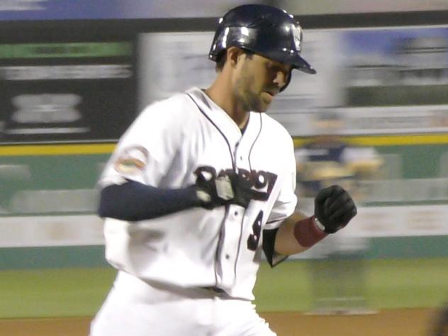 Adam Weisenburger of the Somerset Patriots rounds the bases