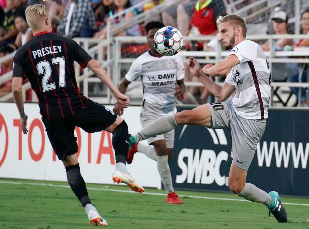 Sacramento Republic FC battles for the ball against San Antonio FC