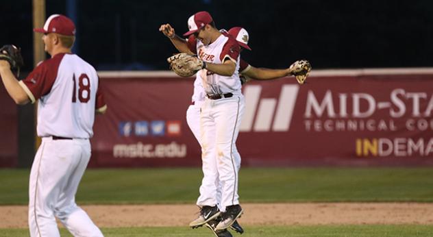 Wisconsin Rapids Rafters celebration