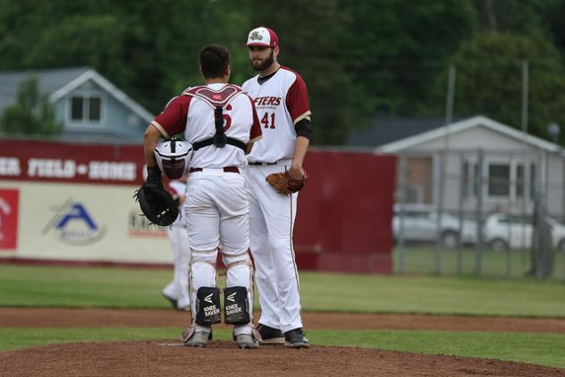 Wisconsin Rapids Rafters' conference on the mound