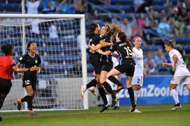 Chicago Red Stars celebrate a goal