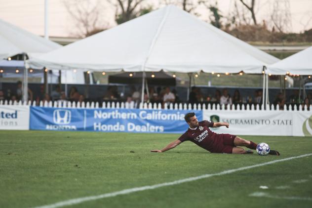 Sacramento Republic FC saves a ball from going out of bounds vs. Saint Louis FC