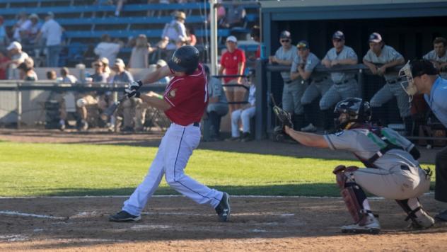 Walla Walla Sweets swing away
