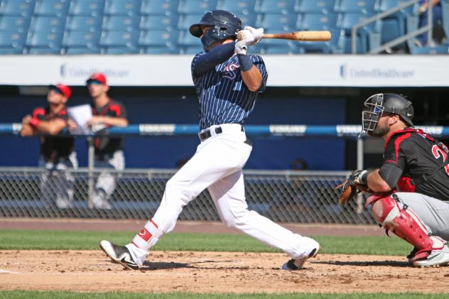 Matt Reynolds of the Syracuse Chiefs homers with a big swing