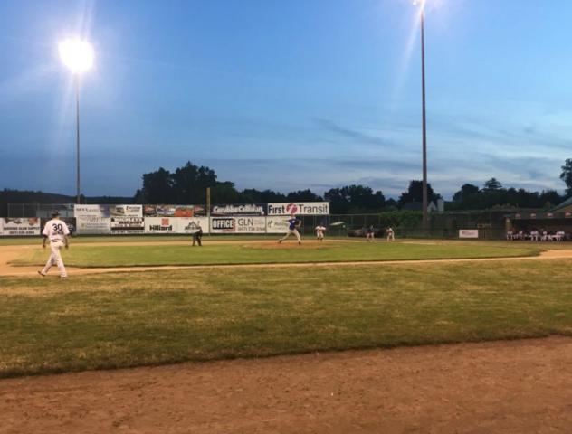 Elmira Pioneers vs. the Albany Dutchmen