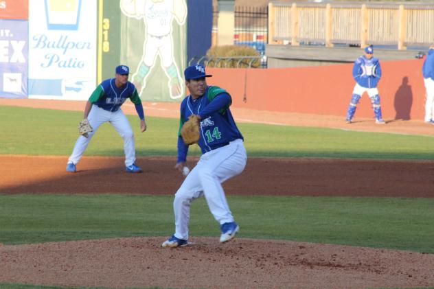 Lexington Legends pitcher Andres Sotillet