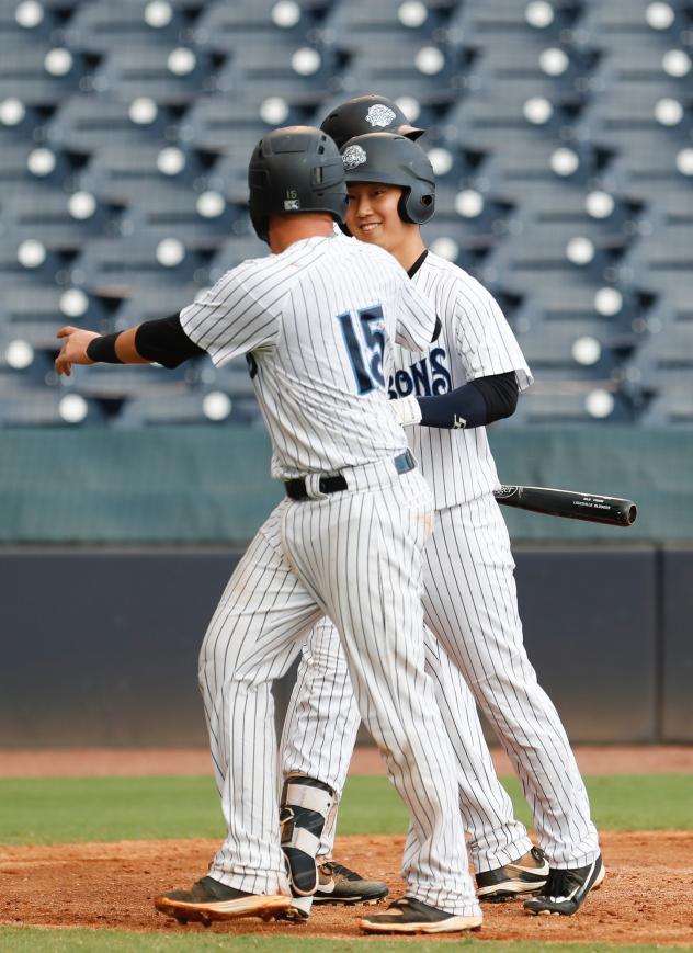 Donny Sands and Hoy Jun Park of the Tampa Tarpons