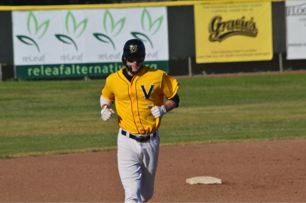 Vallejo Admirals round the bases