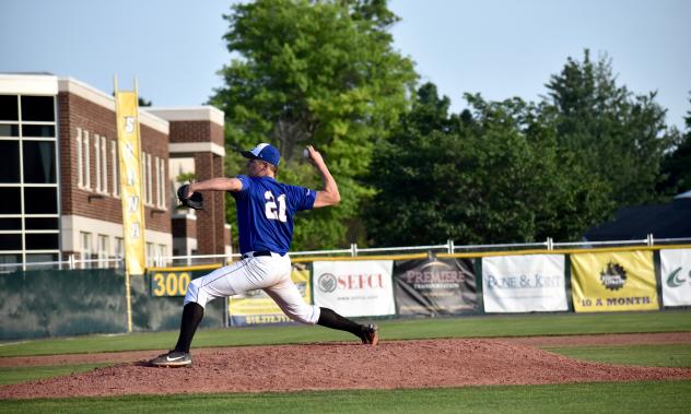 Albany Dutchmen pitcher Max Cioffi