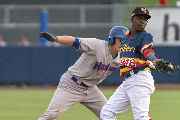 Errol Robinson of the Midland RockHounds vs. the Tulsa Drillers