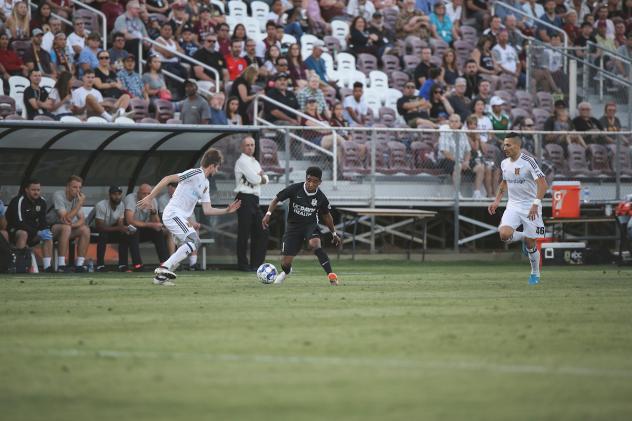 Sacramento Republic FC control the ball vs. Real Monarchs SLC