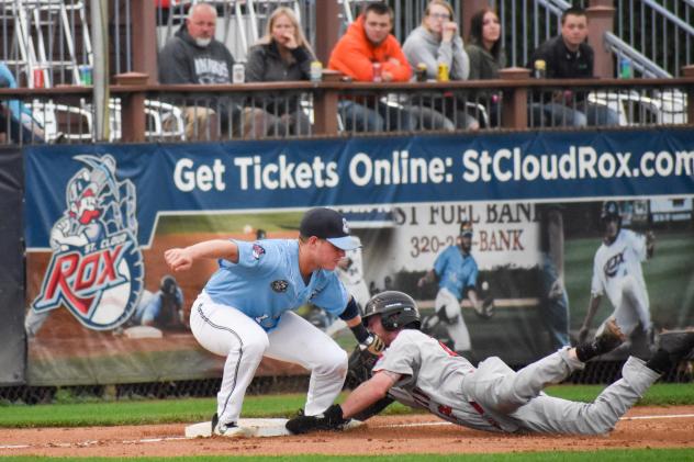 Ryan Weisenberg of the St. Cloud Rox makes the tag