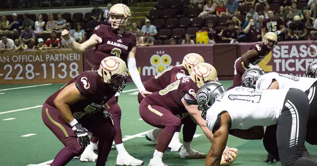 Maine Mammoths offense lines up against the Carolina Cobras