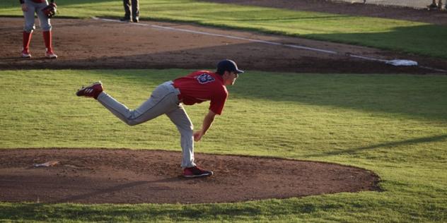 Acadiana Cane Cutters deliver a pitch