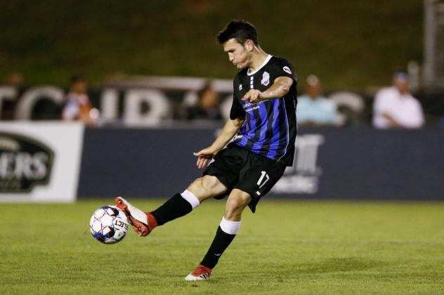 Colorado Springs Switchbacks midfielder Sam Hamilton vs. Sacramento Republic FC