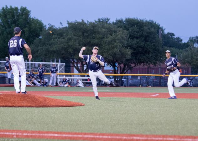 Brazos Valley Bombers infield play