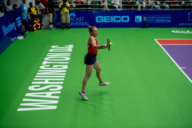 Madison Brengle handed the Washington Kastles the lead heading into the fifth set
