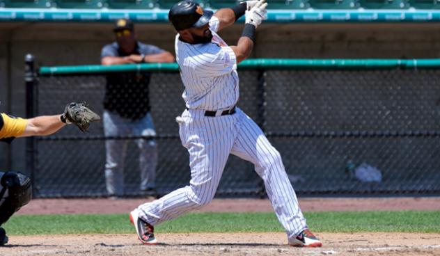 Emilio Bonifacio launches his third homer of season for the Long Island Ducks