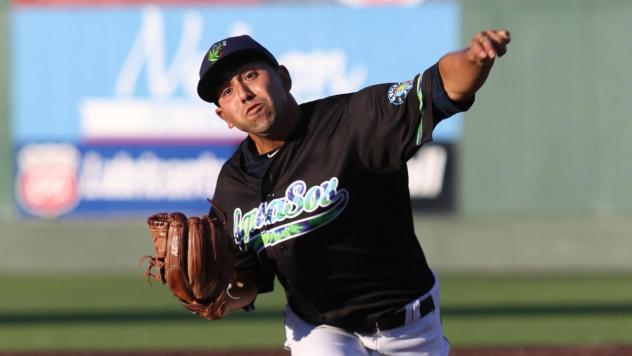 Everett AquaSox pitcher Orlando Razo