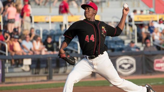 Vancouver Canadians pitcher Randy Pondler
