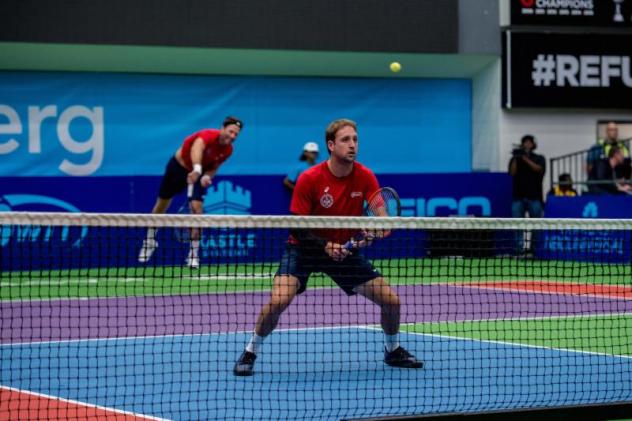 Robert Lindstedt of the Washington Kastles turned up the heat on his serve in men's doubles tiebreaker