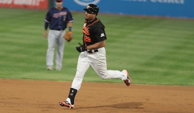 Daniel Fields rounds the bases for the Long Island Ducks