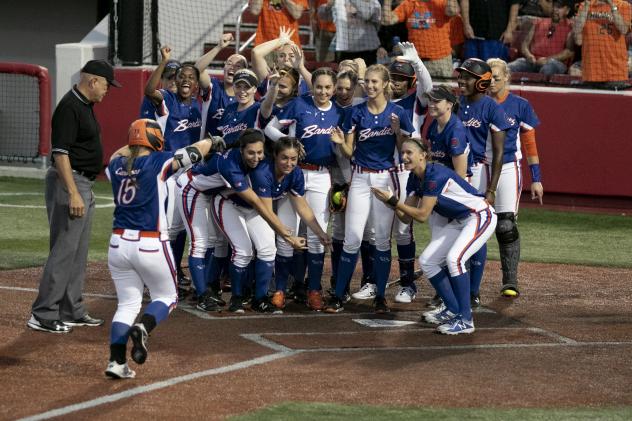 The Chicago Bandits welcome Emily Carosone home following her round-tripper