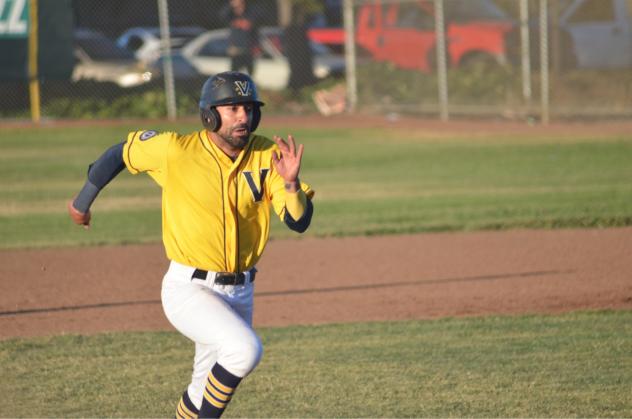 Vallejo Admirals on the basepaths