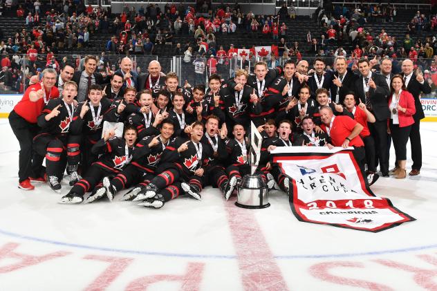 Team Canada celebrates Gold at the Hlinka Gretzky Cup