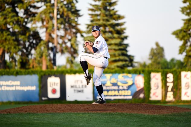 St. Cloud Rox pitcher Finn Del Bonta-Smith