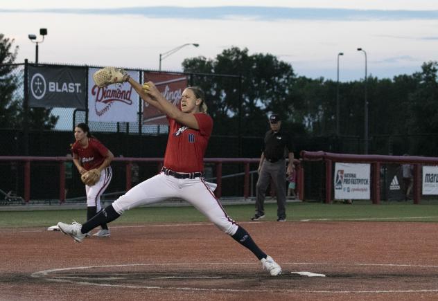 USSSA Pride pitcher Keilani Ricketts