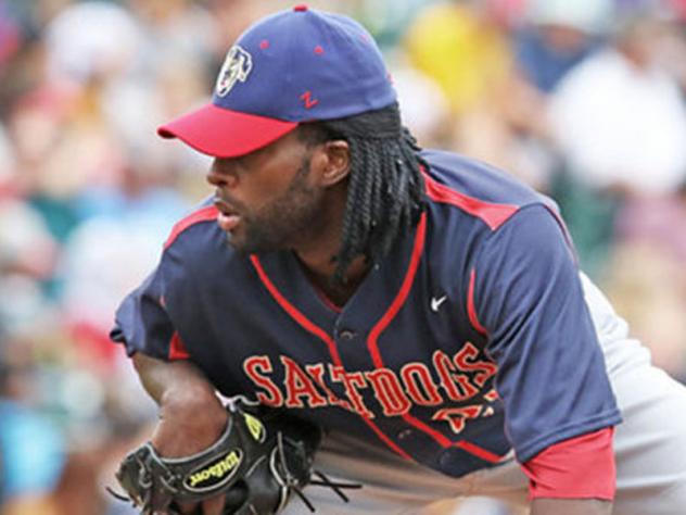 LHP Jose Jose with the Lincoln Saltdogs