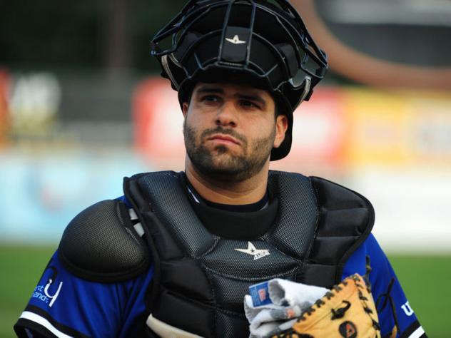 Catcher Shawn Zarraga