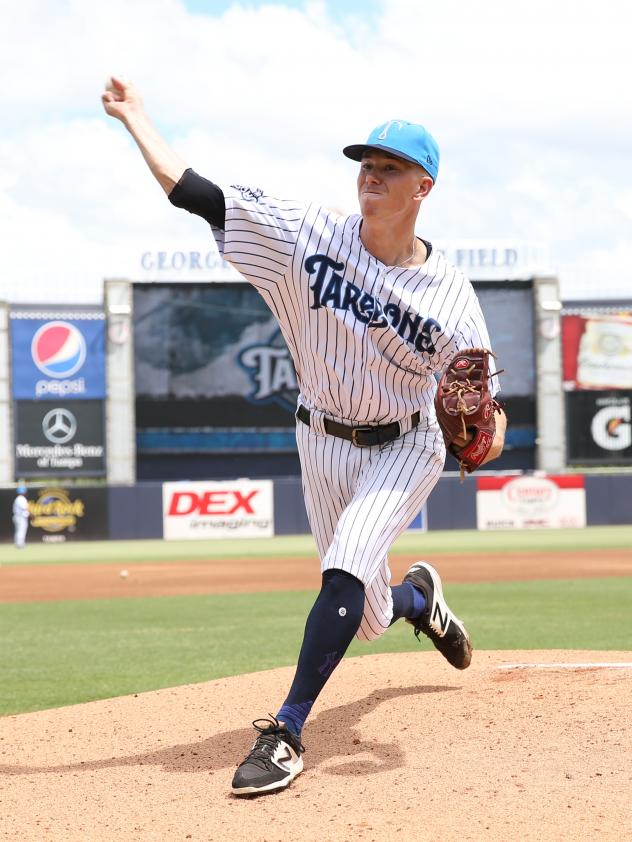 Tampa Tarpons pitcher Christian Morris delivers