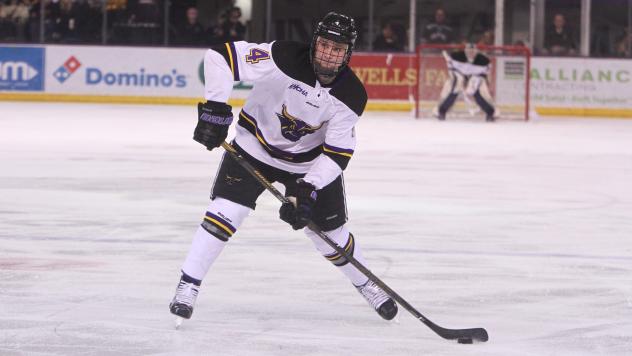 Defenseman Clint Lewis with Minnesota State