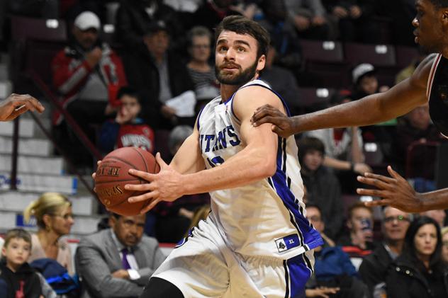 KW Titans SG/SF Greg Morrow