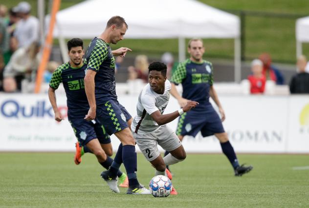 Sacramento Republic FC defender Shannon Gomez (2) vs. OKC Energy FC