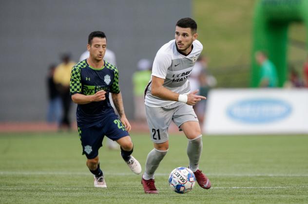 Sacramento Republic FC defender Emrah Klimenta (21) vs. OKC Energy FC