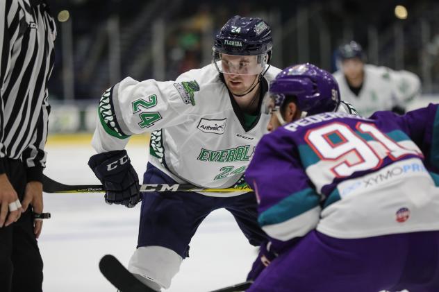 Florida Everblades forward Adam Gilmour faces off against the Orlando Solar Bears in preseason action