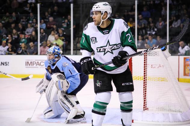 Texas Stars LW Michael Mersch vs. the Milwaukee Admirals