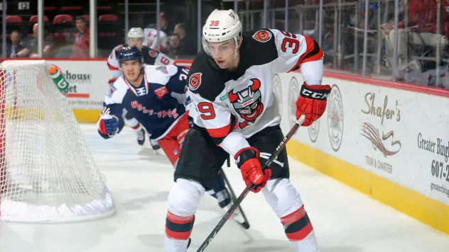 Binghamton Devils RW Kurtis Gabriel vs. the Hartford Wolf Pack