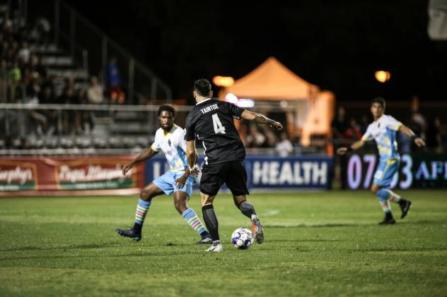 Mitchell Taintor of Sacramento Republic FC controls possession vs. Las Vegas Lights FC