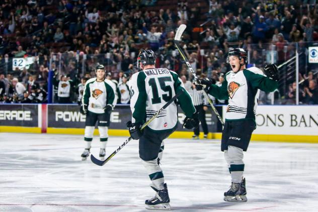 Utah Grizzlies celebrate Ryan Walters' Goal