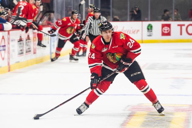 Portland Winterhawks forward Seth Jarvis looks to pass