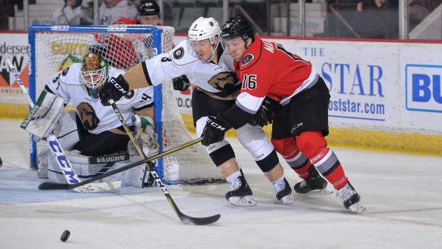 Adirondack Thunder LW Peter MacArthur (16) vs. the Newfoundland Growlers