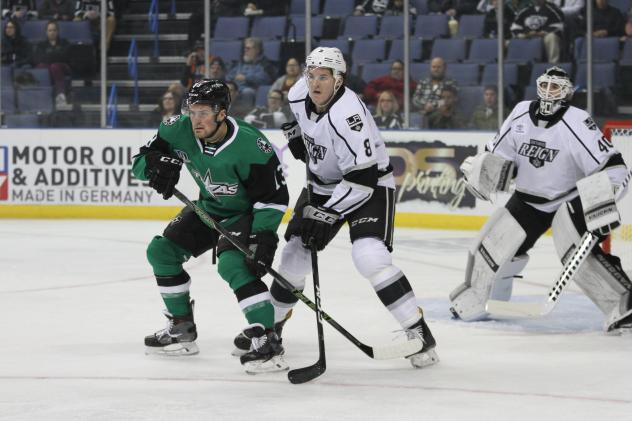 Texas Stars LW Adam Mascherin vs. the Ontario Reign