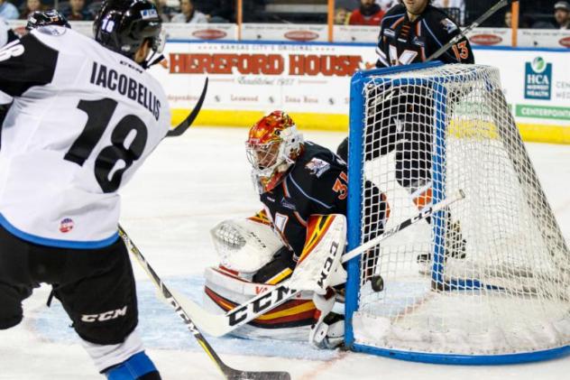 Wichita Thunder forward Steven Iacobellis vs. the Kansas City Mavericks
