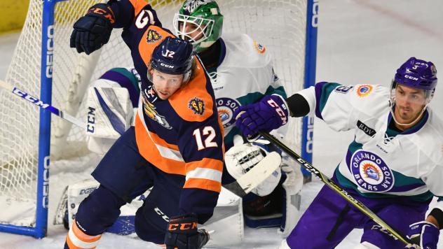 Greenville Swamp Rabbits forward Johno May vs. the Orlando Solar Bears